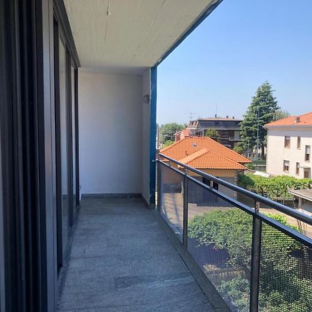 Gerenzano Apartments Exteriör bild
